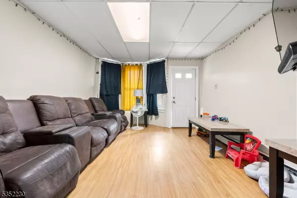 Phillipsburg Town, NJ 08865,317 Mercer St