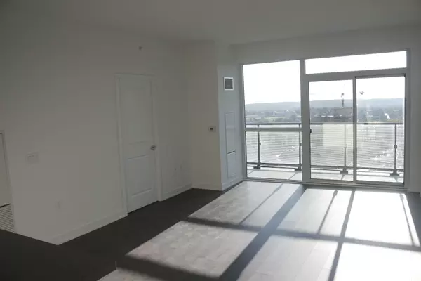Richmond Hill, ON L4B 0A6,75 Oneida CRES #1809