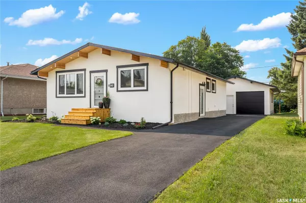 237 24th STREET W, Prince Albert, SK S6V 4M8