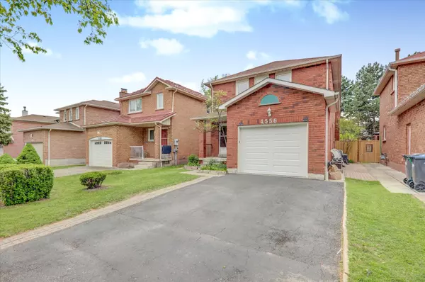 Mississauga, ON L5M 4L5,4556 Metcalfe AVE