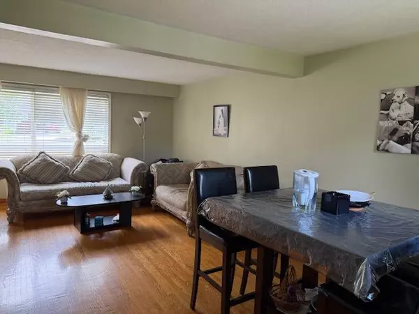 Brampton, ON L6T 3A2,25 Edenborough DR #(Upper)