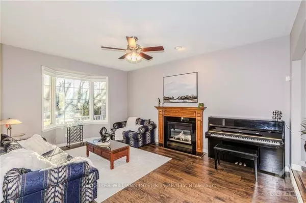 Kanata, ON K2K 3E4,72 Kenins CRES
