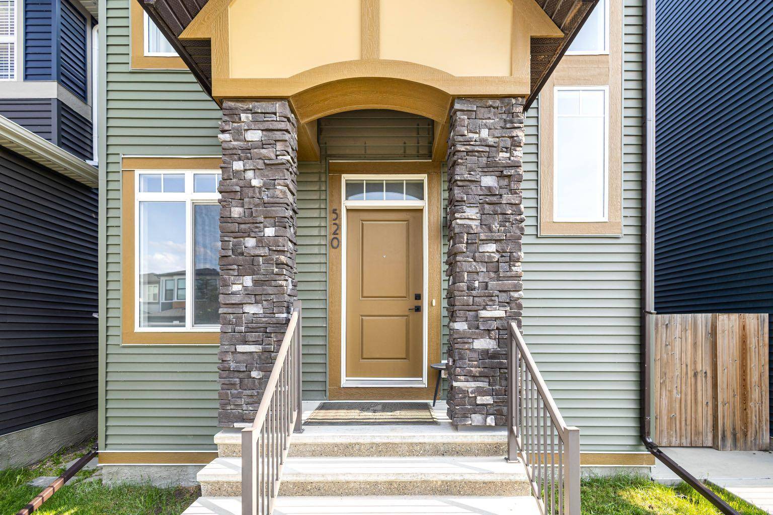 Calgary, AB T2X4H2,520 Belmont Heath SW