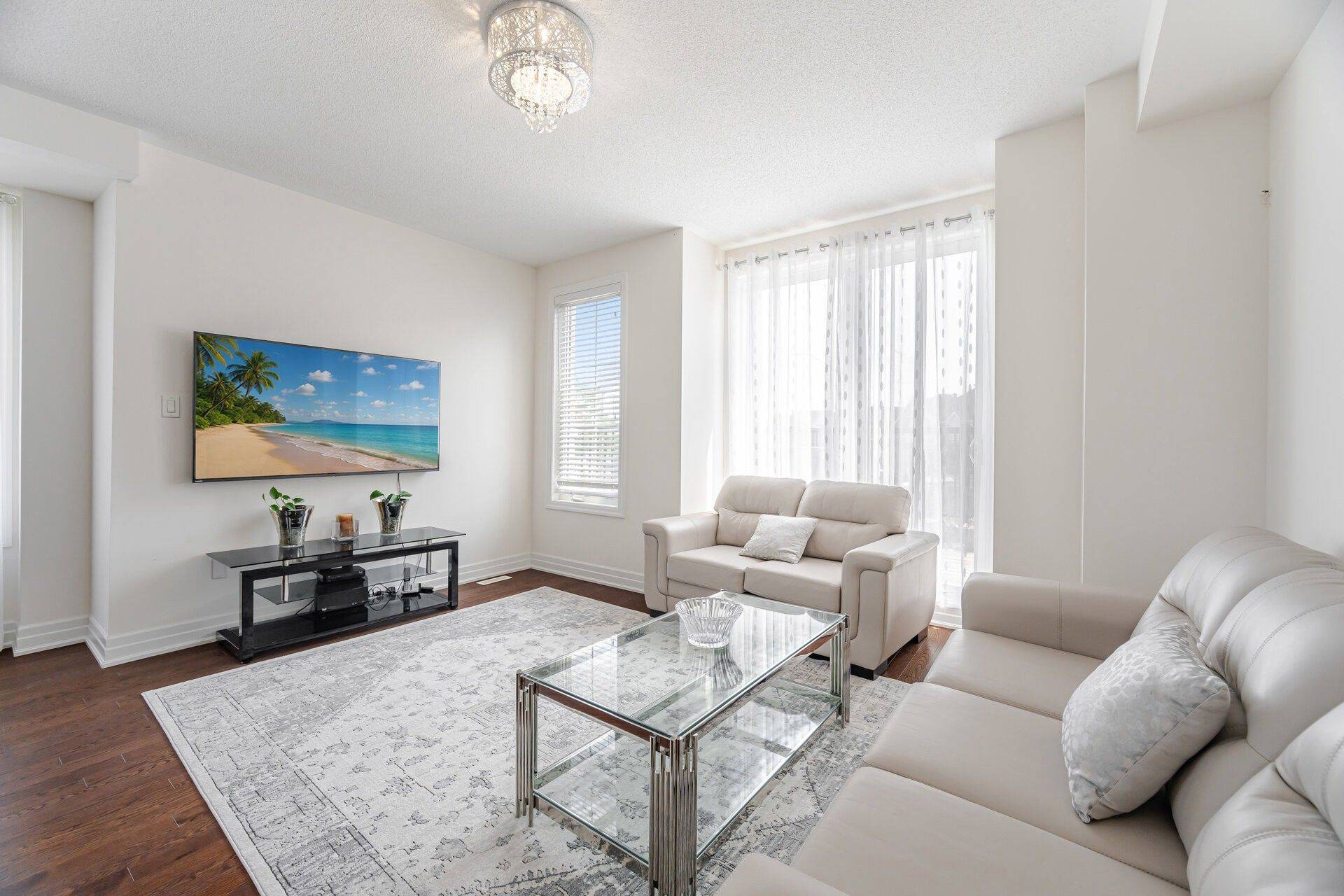 Markham, ON L3S 0C7,36 Karl Williams LN