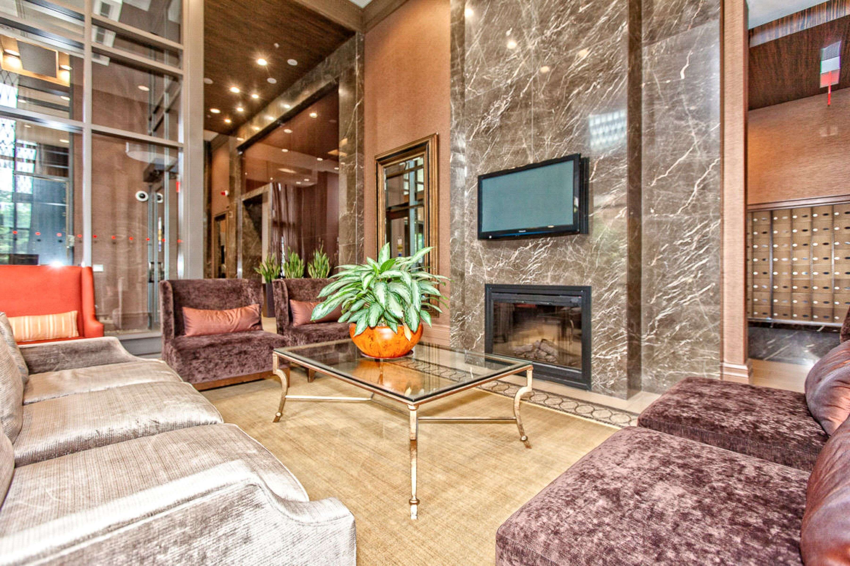 Mississauga, ON L5B 0C6,385 Prince of Wales DR #1406