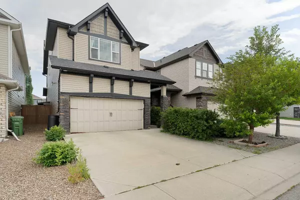 166 Hillcrest CIR Southwest, Airdrie, AB T4B 0Y5