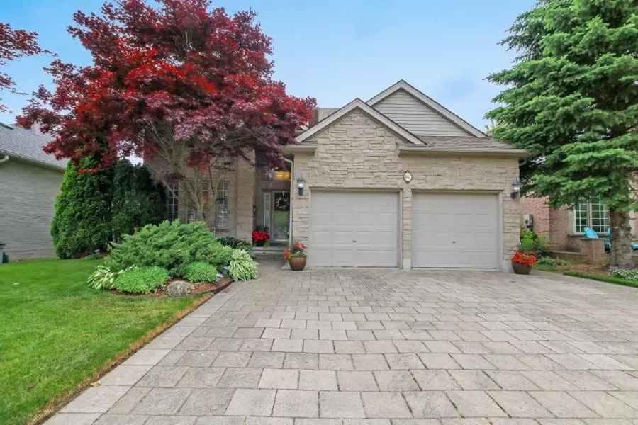 941 Barclay RD, London South, ON N6K 4V4
