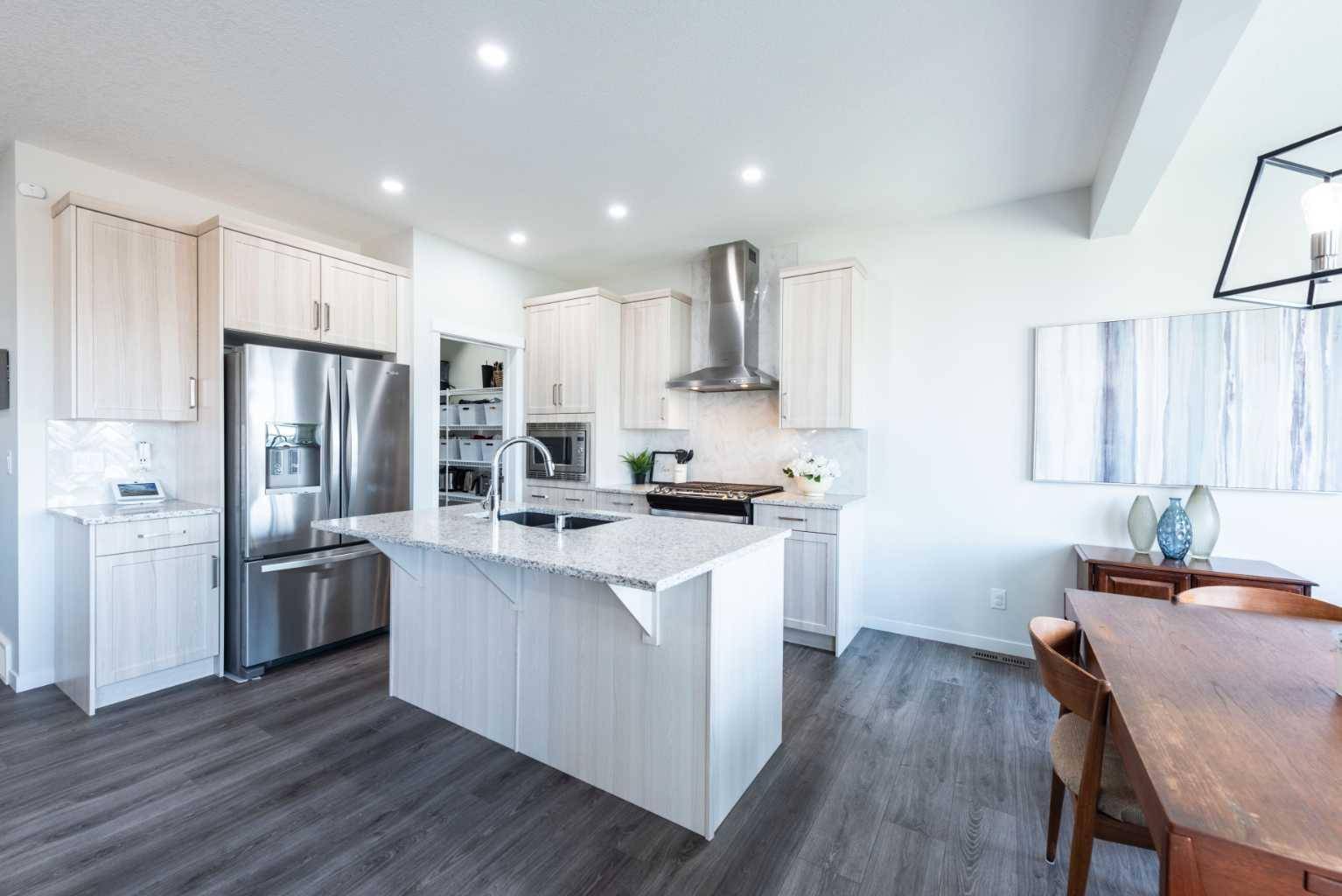 Calgary, AB T2X 4B1,138 Creekside WAY Southwest