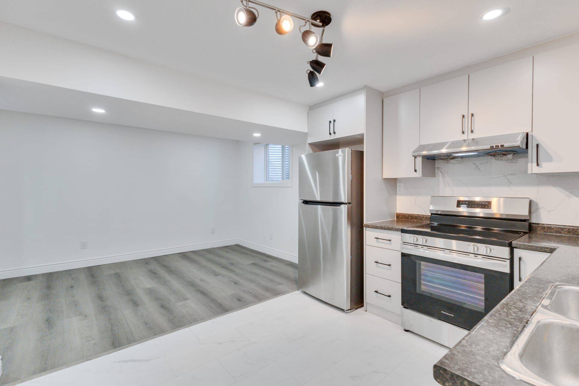 London North, ON N5X 0N2,2043 Cedarpark DR #Unit Lower