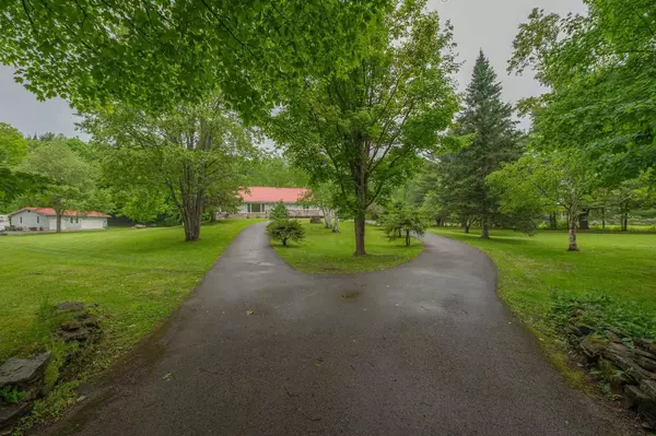 Minden Hills, ON K0M 2K0,1006 Tennyson RD