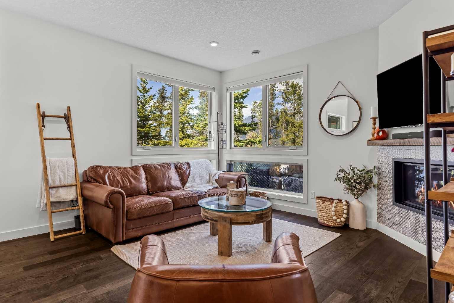 Canmore, AB T1W 0E3,102 Stewart Creek Rise #302