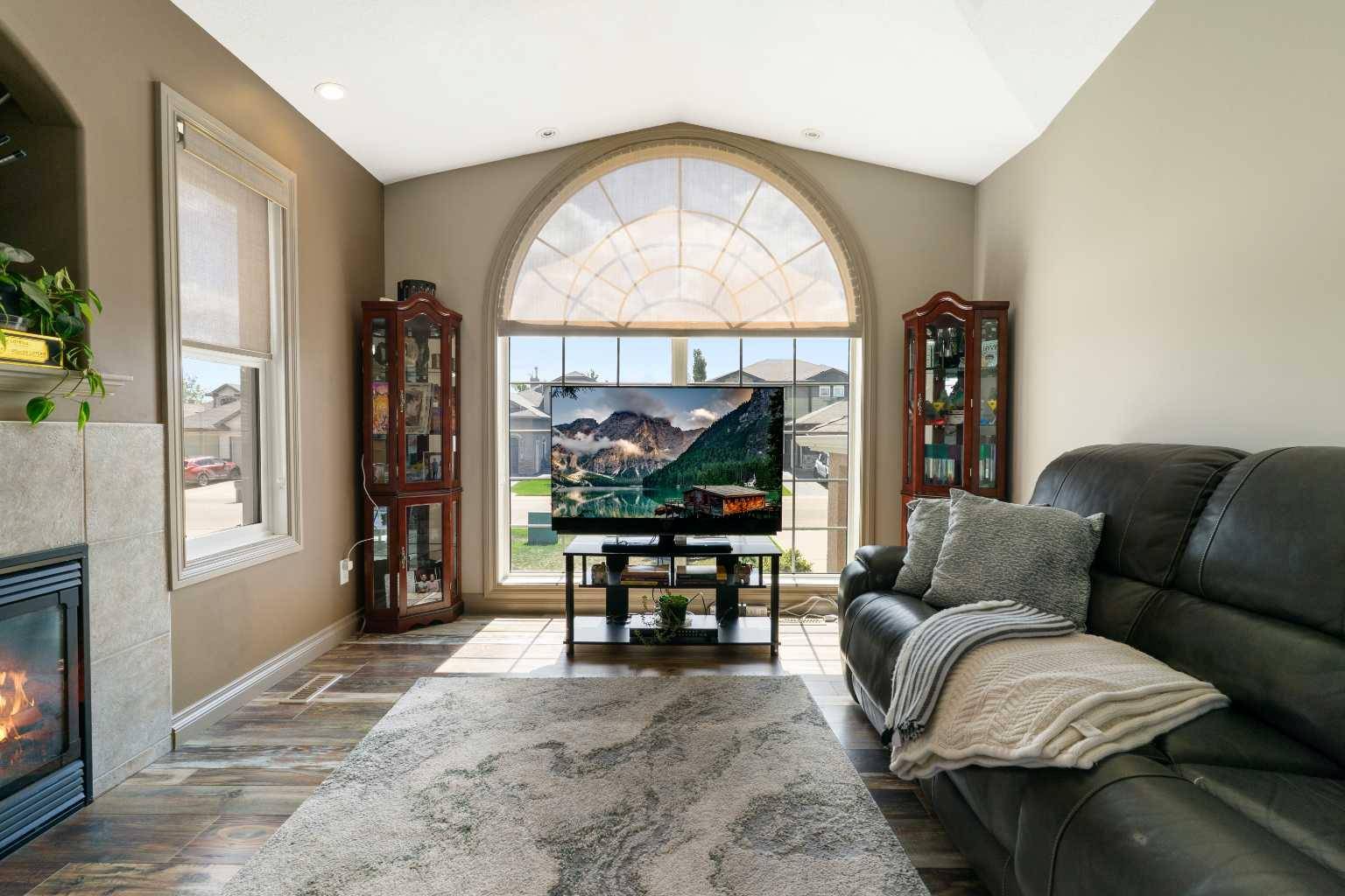 Grande Prairie, AB T8X 8C8,9034 Lakeshore DR