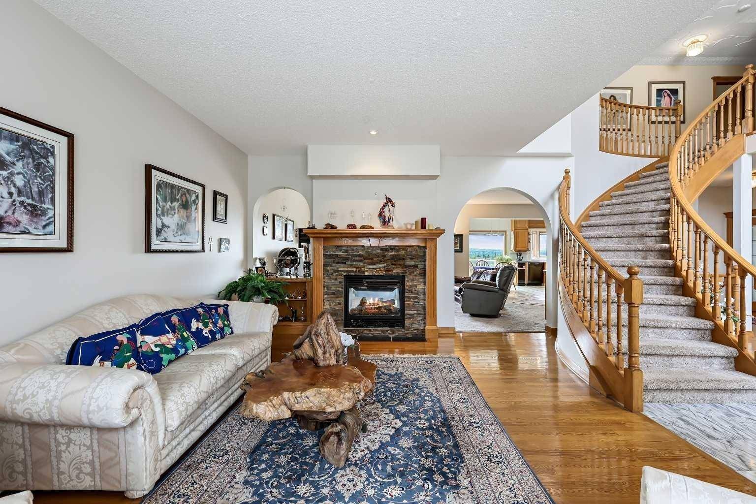 Calgary, AB T3L 1W7,43 Schiller CRES Northwest