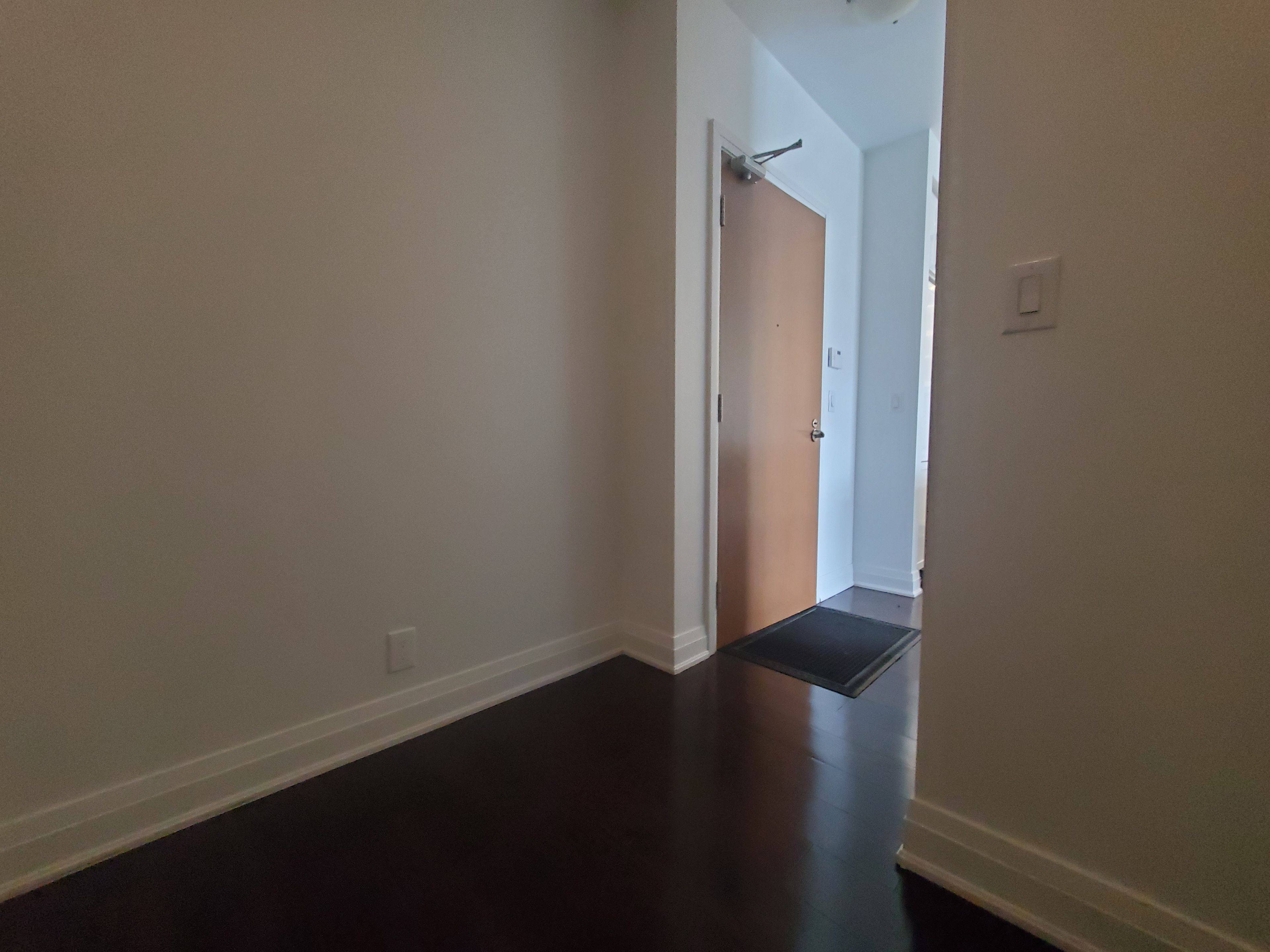 Toronto C14, ON M2N 5J6,21 Clairtrell RD #309