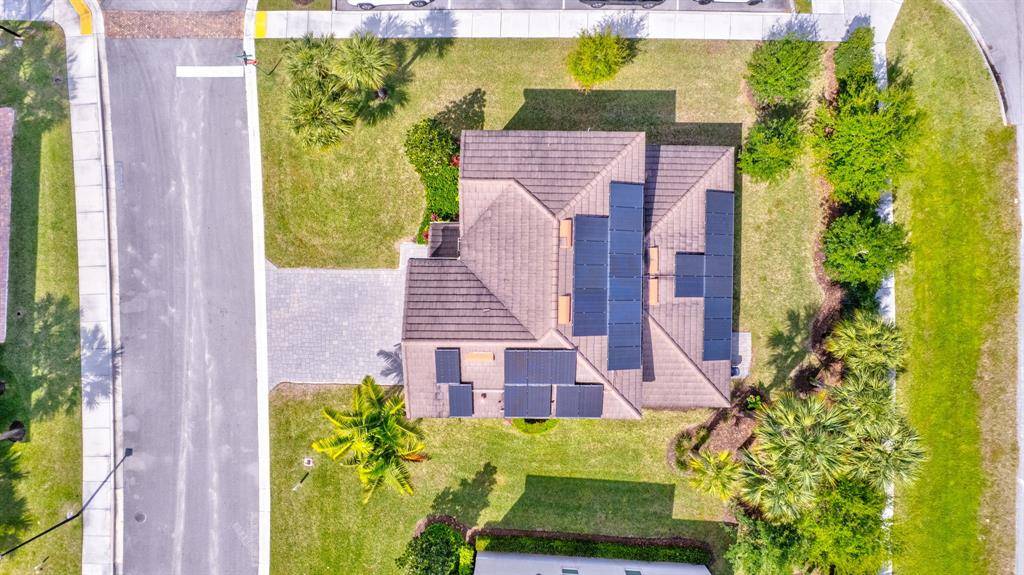 92 Palmetto Ln, Royal Palm Beach, FL 33411