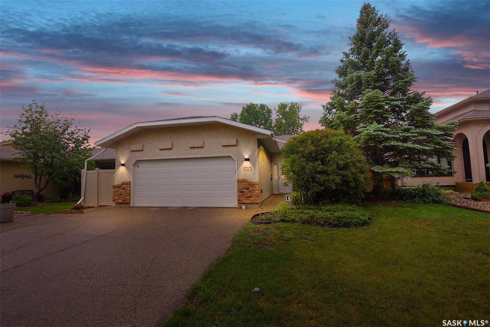 1723 Laurier CRESCENT E, Regina, SK S4V 2R9