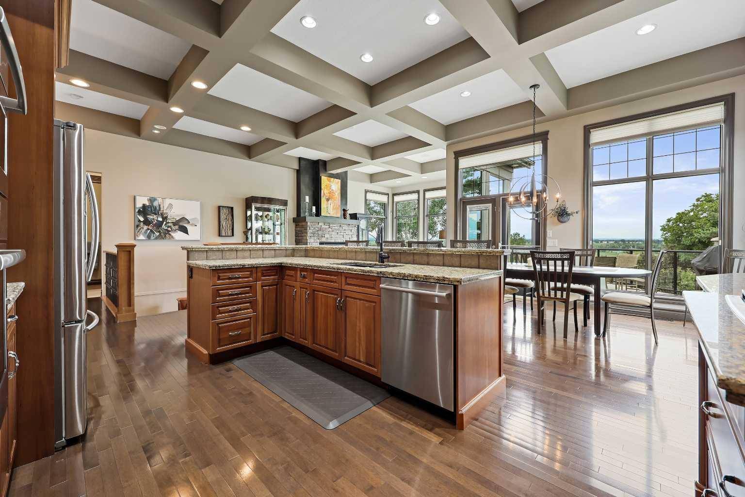 Calgary, AB T3A 5W1,149 Mt Douglas CIR SE