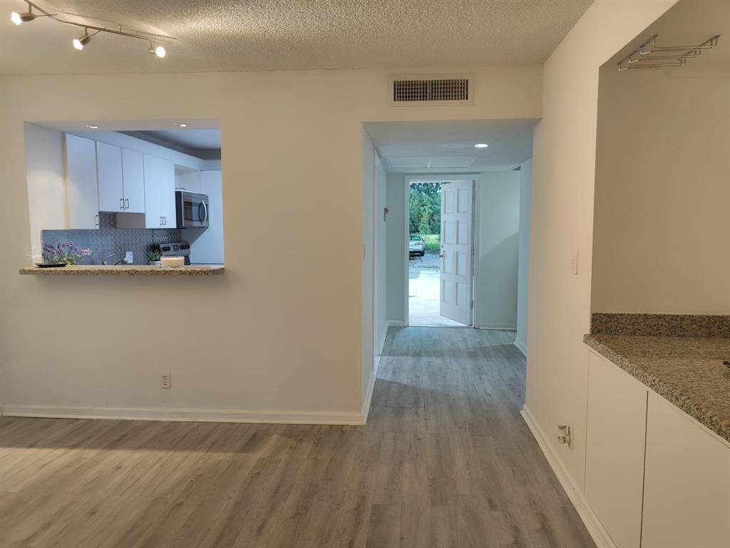 2601 S Course Dr #107, Pompano Beach, FL 33069