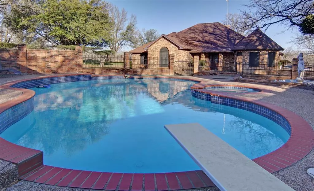 Weatherford, TX 76087,3316 Old Dennis Road