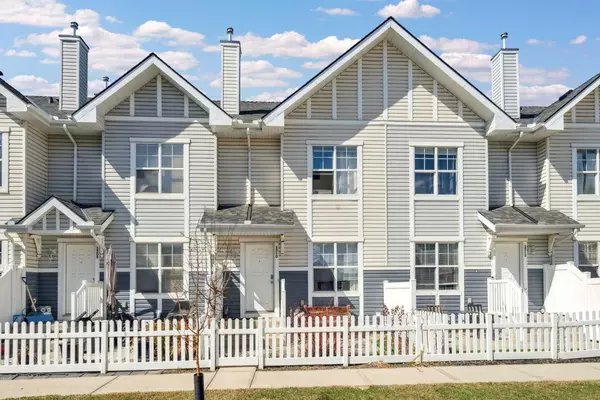 3310 New Brighton GDNS Southeast, Calgary, AB T2Z 0A2