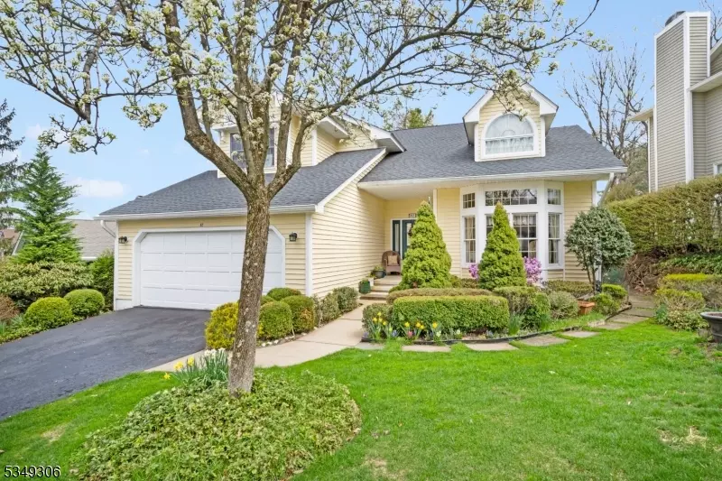 92 Autumn Ridge Rd, Bedminster Twp., NJ 07921