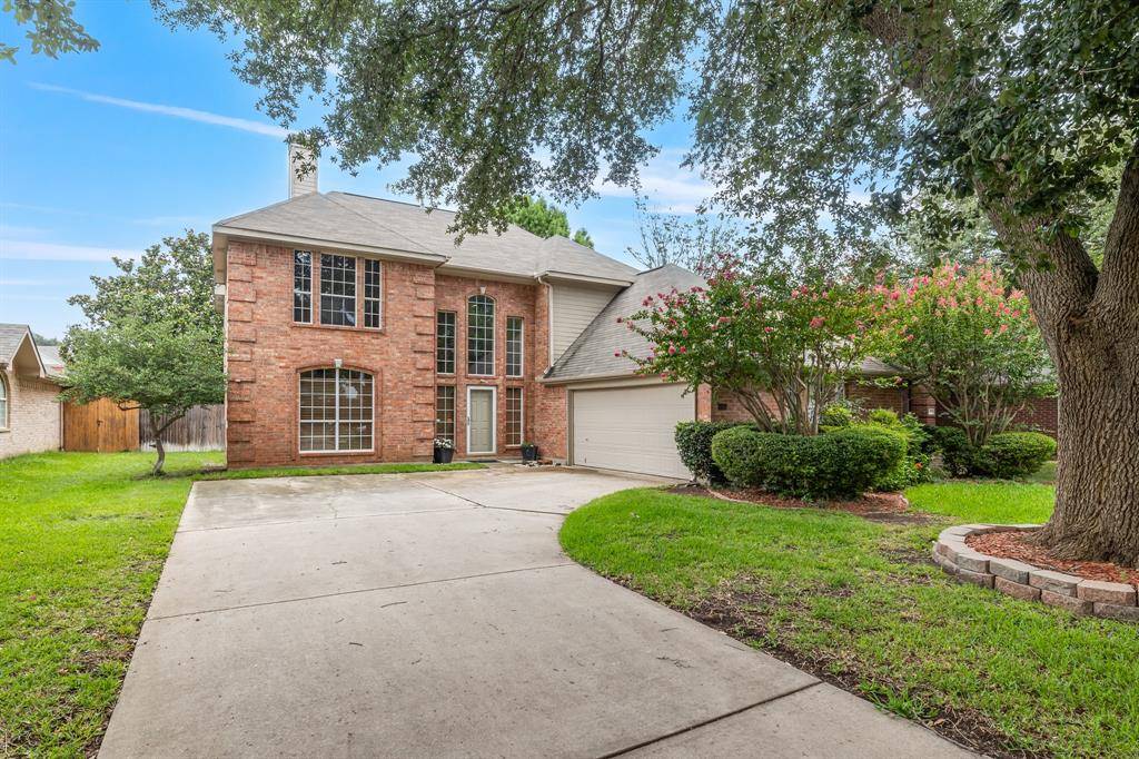 1727 Parkwood Drive, Grapevine, TX 76051
