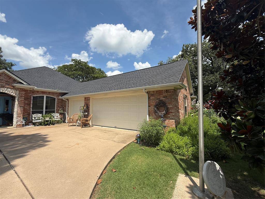 Granbury, TX 76049,9715 Ravenswood Road
