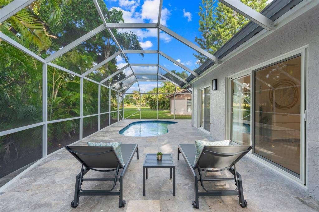 Boca Raton, FL 33498,19619 Back Nine Dr