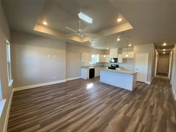 Greenville, TX 75401,1403 Marshall Street