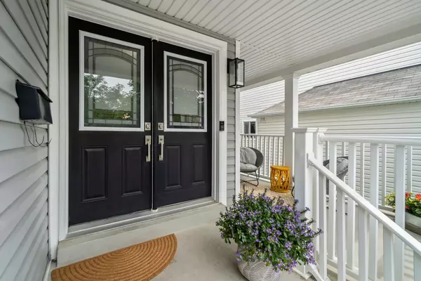 Oshawa, ON L1K 0H6,1789 Badgley DR