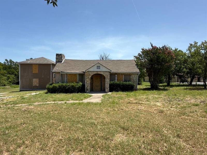 8160 University Hills Boulevard, Dallas, TX 75241