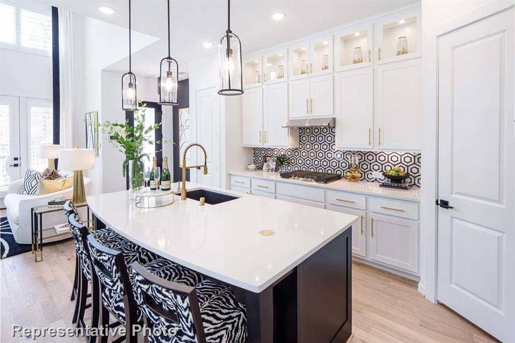 2201 Wayfield Lane, Aledo, TX 76008