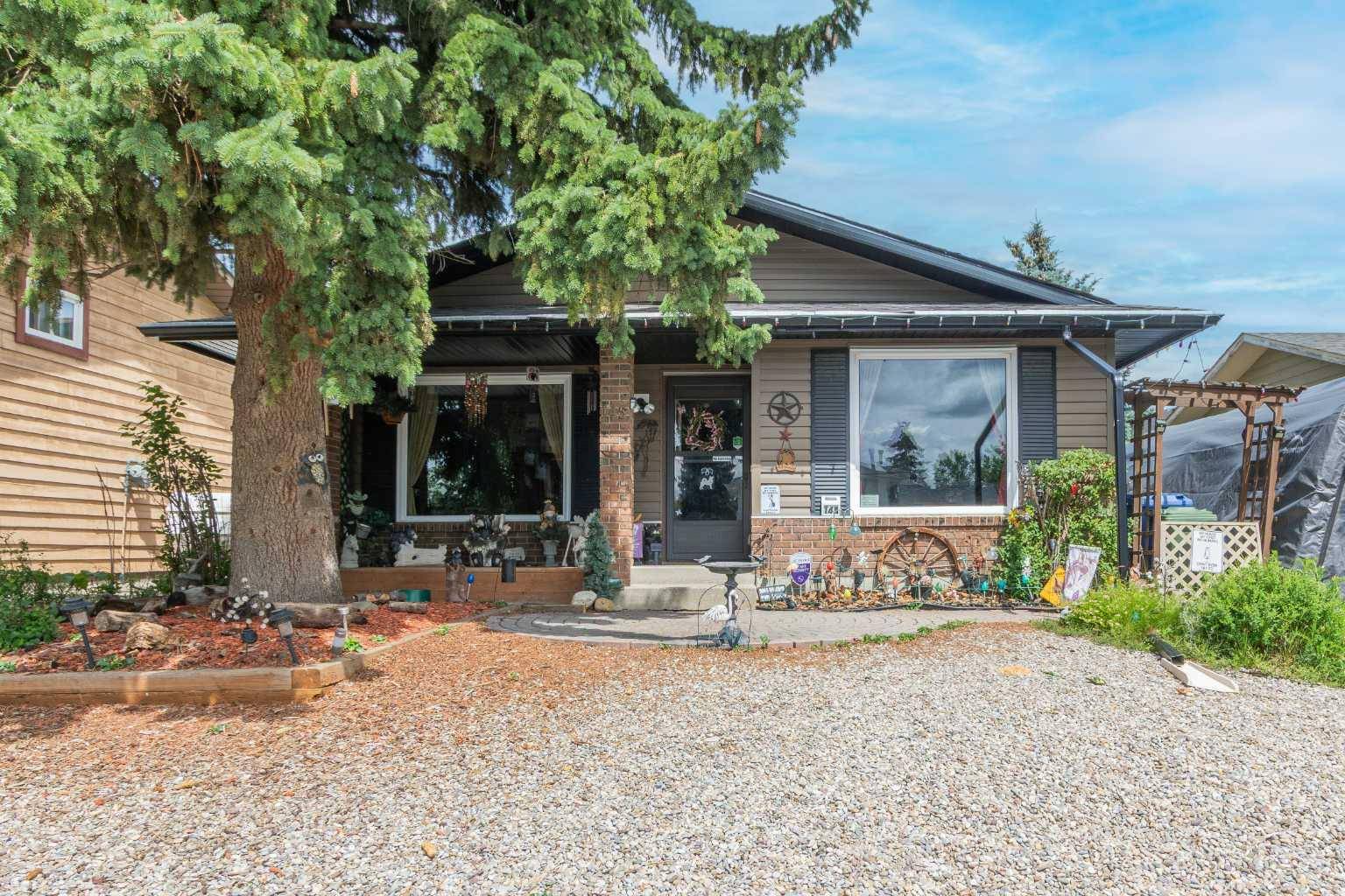 Okotoks, AB T1S 1E5,145 Carr CRES