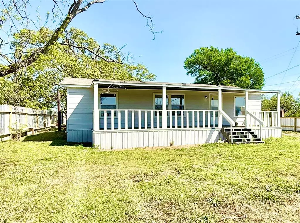 Mineral Wells, TX 76067,8696 Palo Pinto Highway
