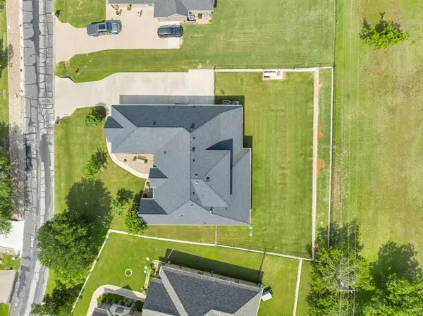Granbury, TX 76049,10107 Ravenswood Road