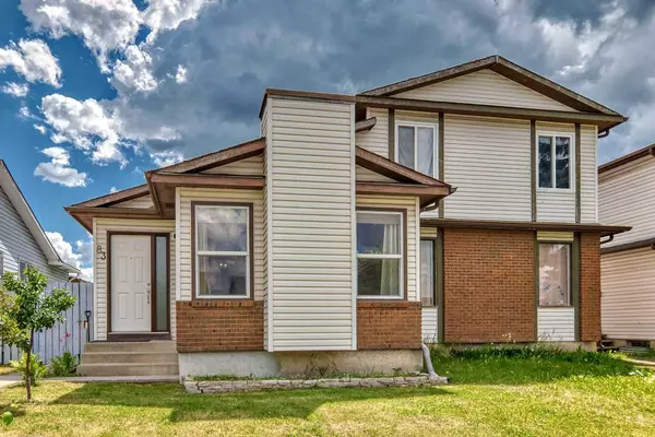 83 Whitworth WAY NE, Calgary, AB T1Y6B1