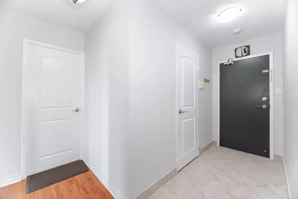 Mississauga, ON L5A 3T8,1580 Mississauga Valley BLVD #310