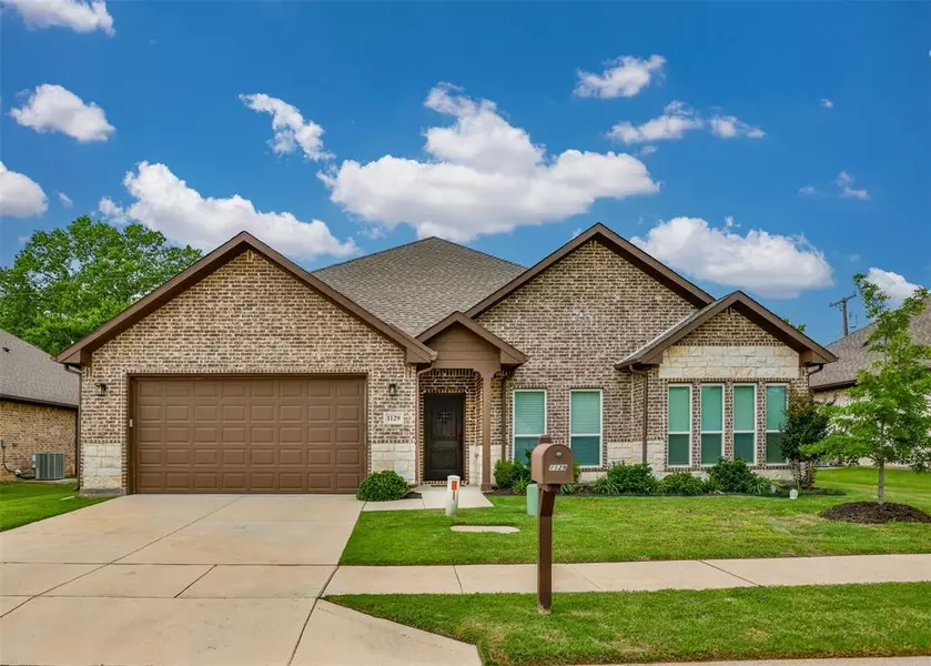 1129 Vintage Avenue, Gainesville, TX 76240