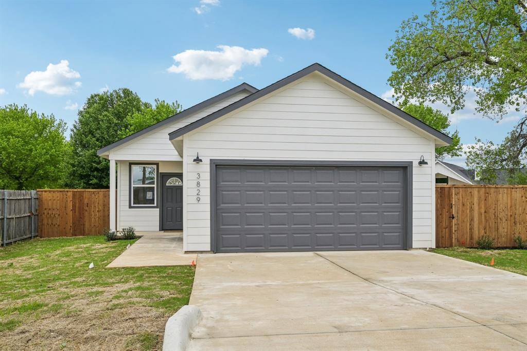 Granbury, TX 76048,3829 Lands End Court