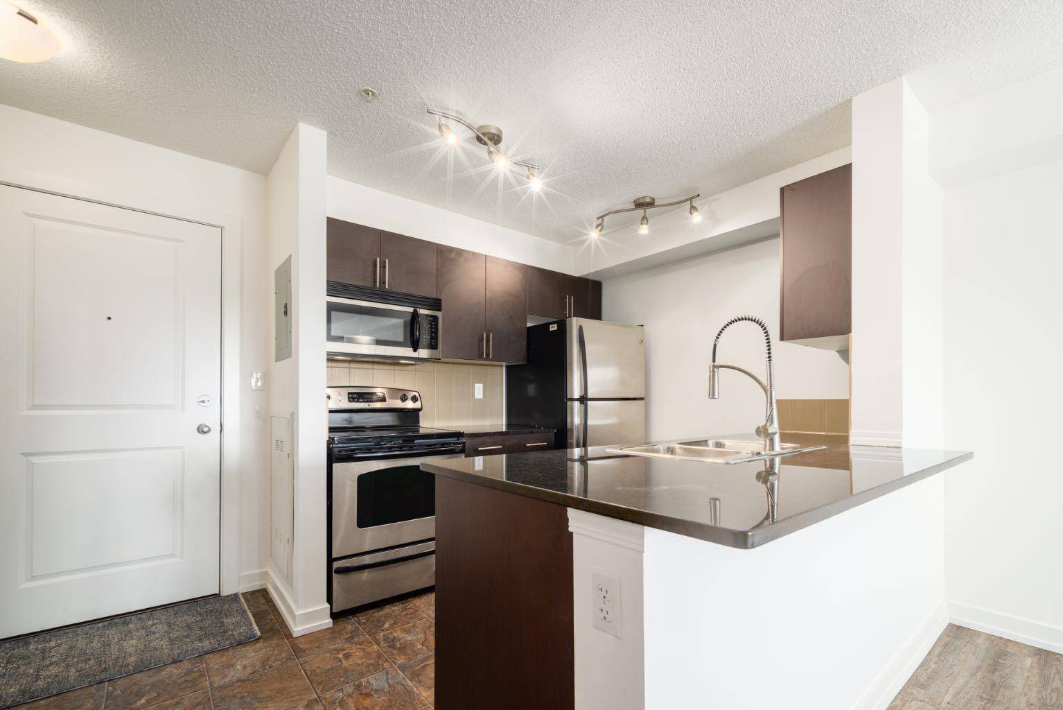Cochrane, AB T4C 0S7,625 Glenbow DR #1211