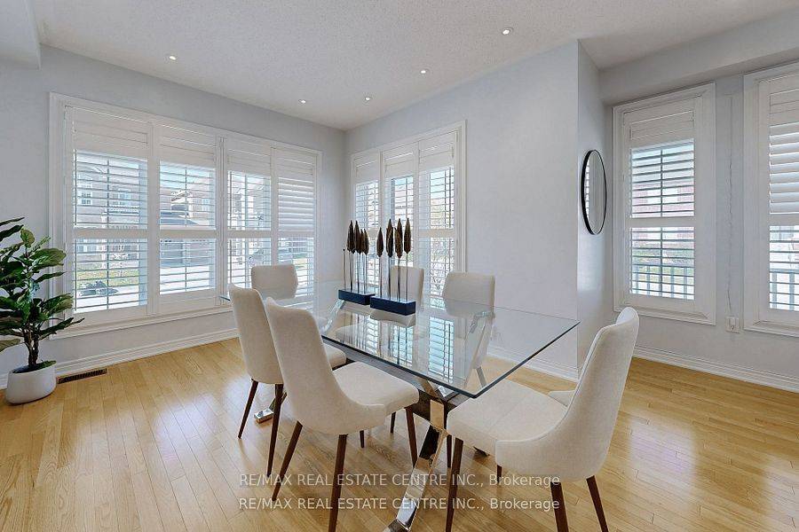 Richmond Hill, ON L4E 3N2,84 Betony DR