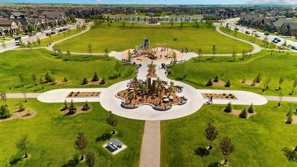 Calgary, AB T3M 3Y3,625 Mahogany RD SE
