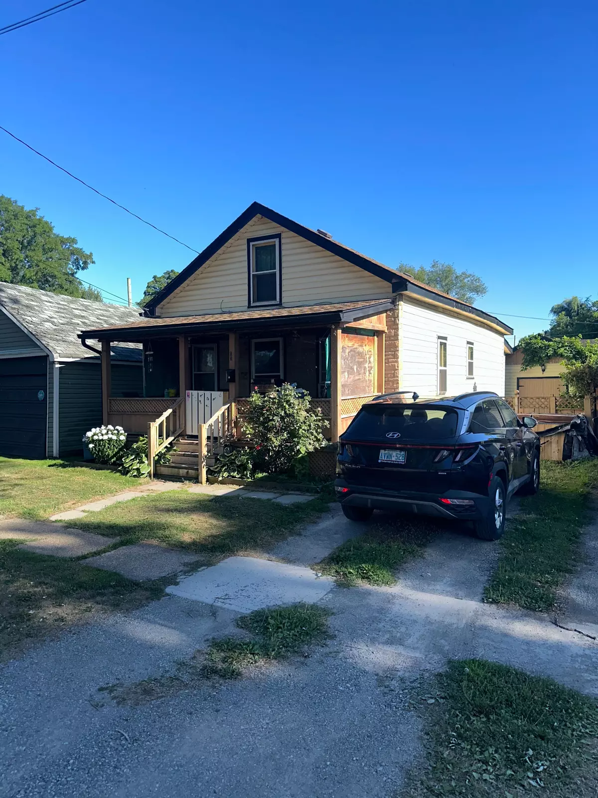 Port Colborne, ON L3K 1A7,17 Kinnear ST