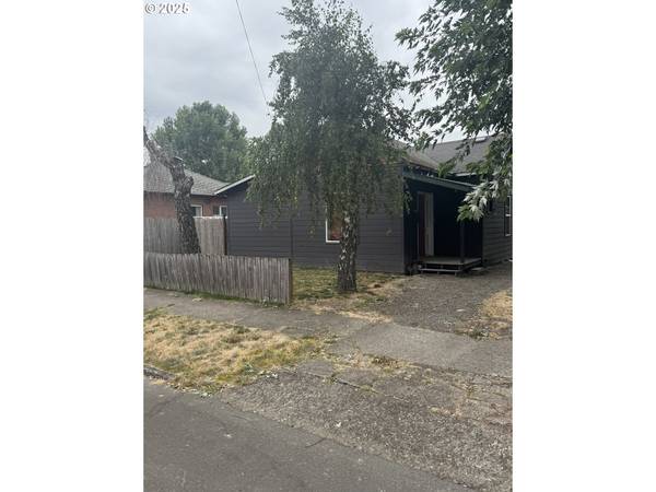 459 23RD ST, Salem, OR 97301