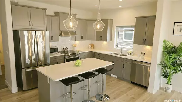 Saskatoon, SK S7K 8B3,566 McFaull CRESCENT