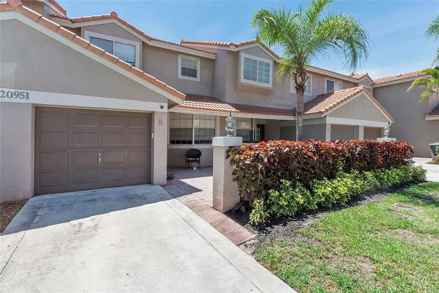 20951 Via Oleander #B, Boca Raton, FL 33428