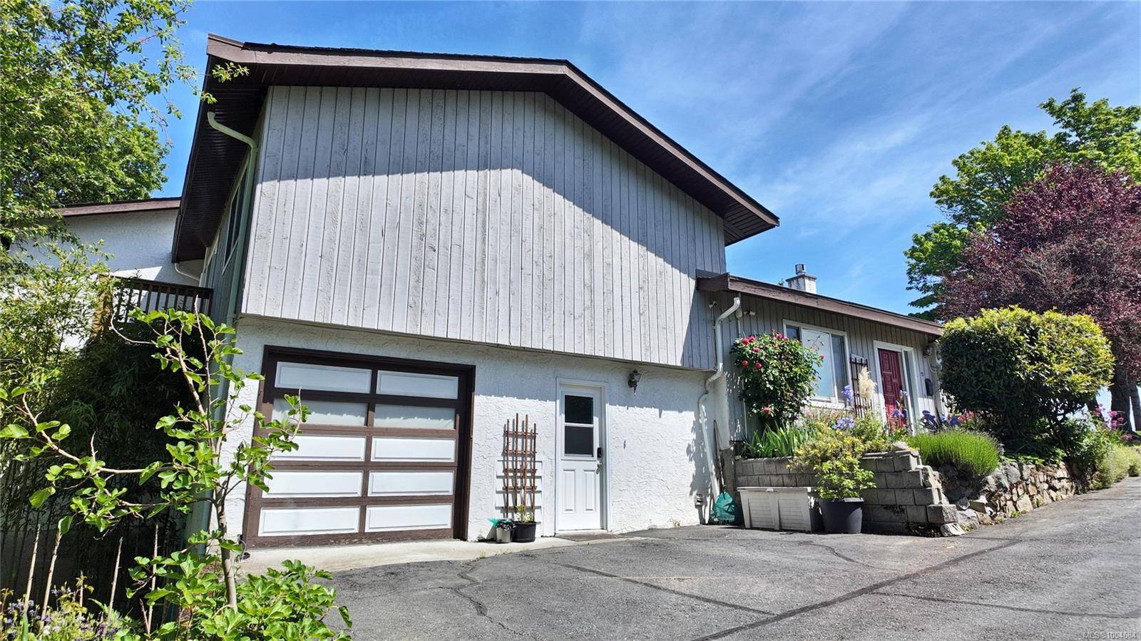 Duncan, BC V9L 2E9,6172 Alington Rd #11