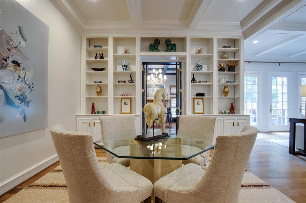 Dallas, TX 75248,17316 Club Hill Lane