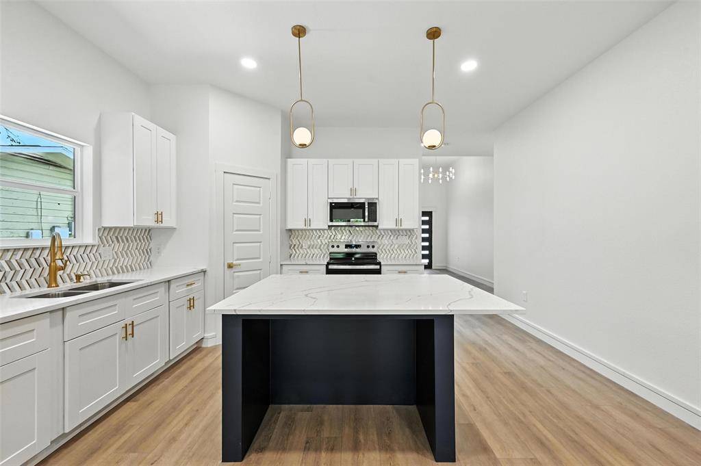 Lancaster, TX 75134,4343 Highland Street