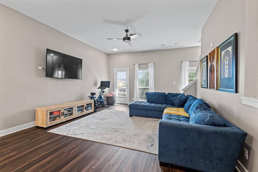 Dallas, TX 75204,1604 Jensen Court